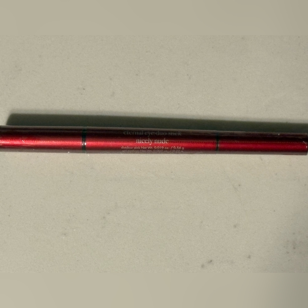 Luxury duo ended eyeliner/eyeshadow stick!